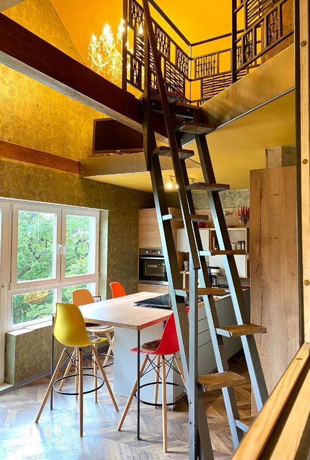 Hof Vierzehnender Im Hohen Venn - 70Qm Maisonette - 2 Schlafzimmer - Wohnkueche - Balkon Mit Grill - Monschau - Eifel - Hunde Willkommen - Islandpferde Екстериор снимка