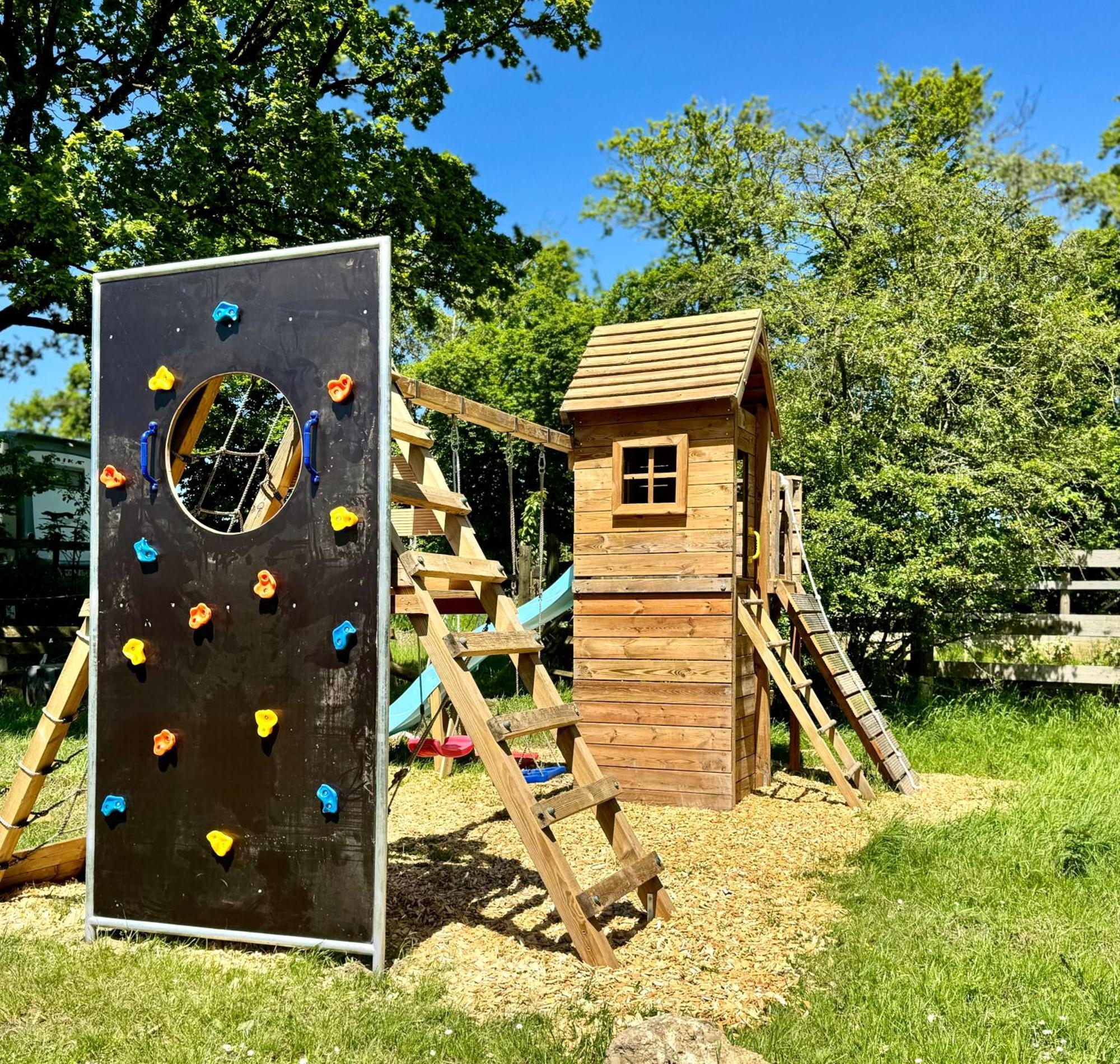 Hof Vierzehnender Im Hohen Venn - 70Qm Maisonette - 2 Schlafzimmer - Wohnkueche - Balkon Mit Grill - Monschau - Eifel - Hunde Willkommen - Islandpferde Екстериор снимка