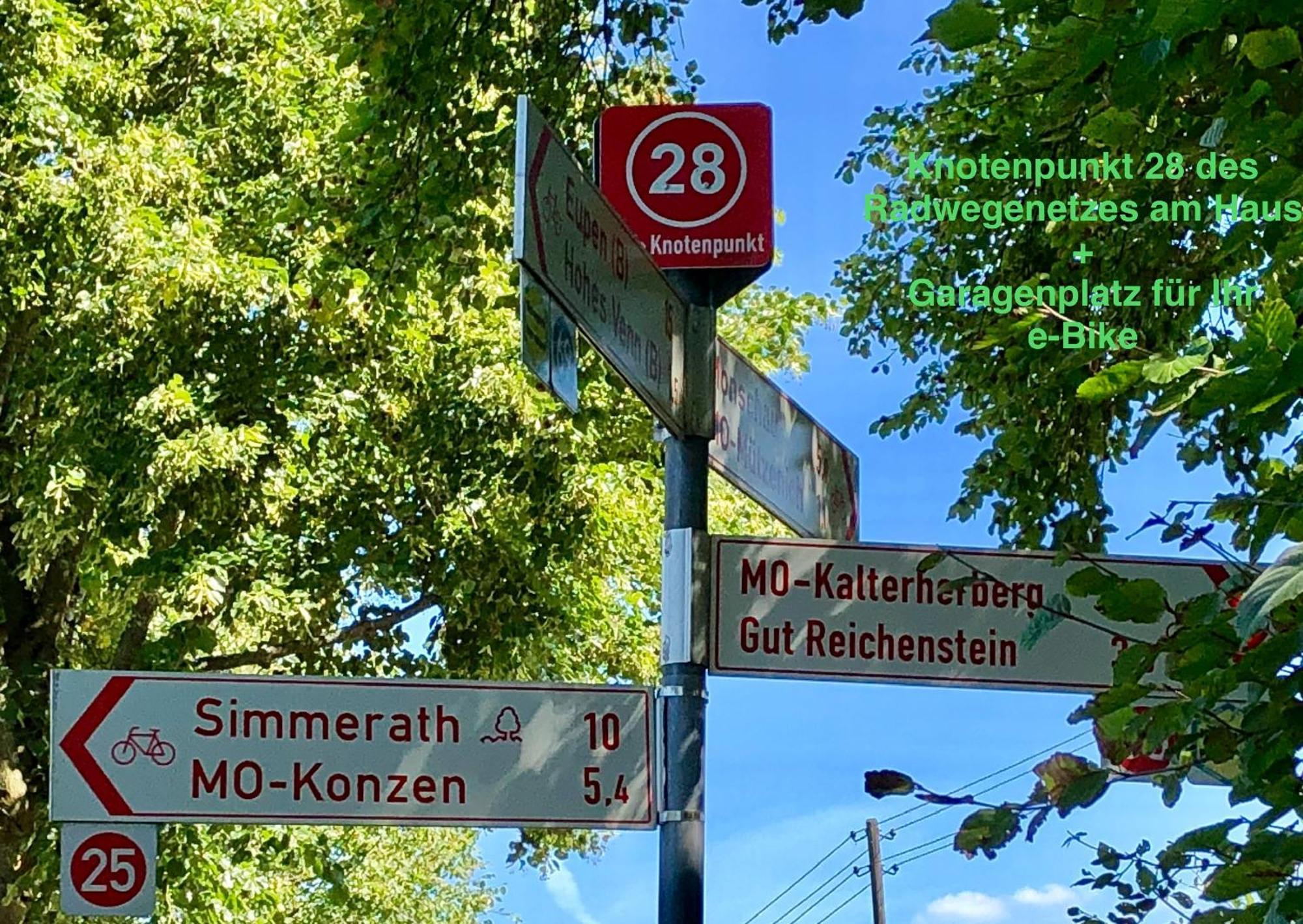 Hof Vierzehnender Im Hohen Venn - 70Qm Maisonette - 2 Schlafzimmer - Wohnkueche - Balkon Mit Grill - Monschau - Eifel - Hunde Willkommen - Islandpferde Екстериор снимка